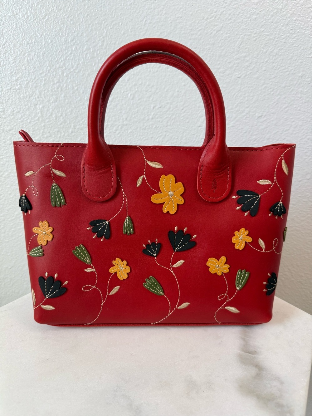 Portland Leather Goods Large Zippered Raindrop Folklore Ruby Rare
